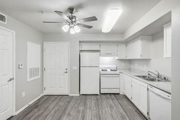 Empty kitchen 